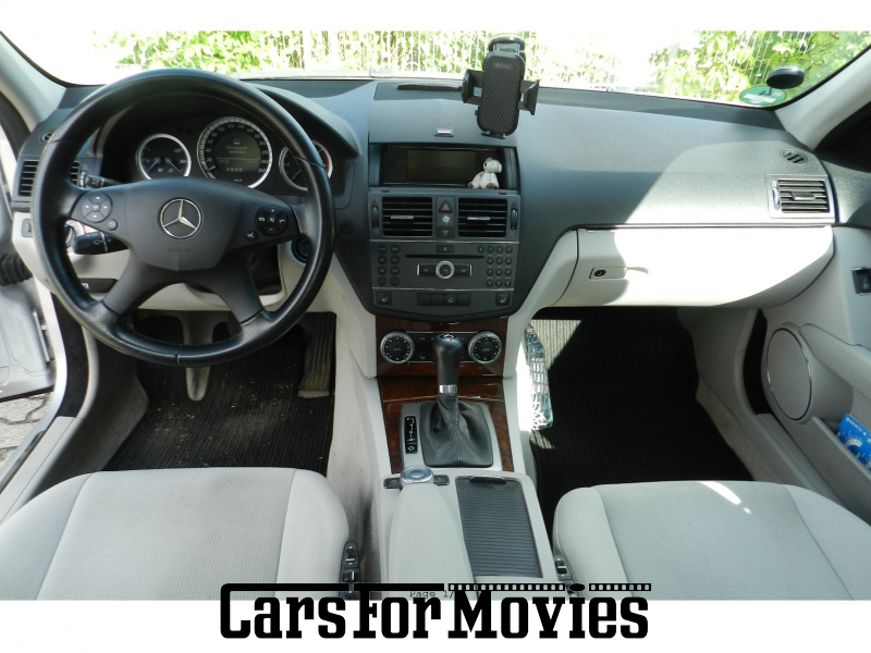 CarsForMovies | Mercedes Benz 220 CDI Diesel 2009 Deutschland Silber Beige Zivilfahrzeug Limousine DE - Berlin 7881 